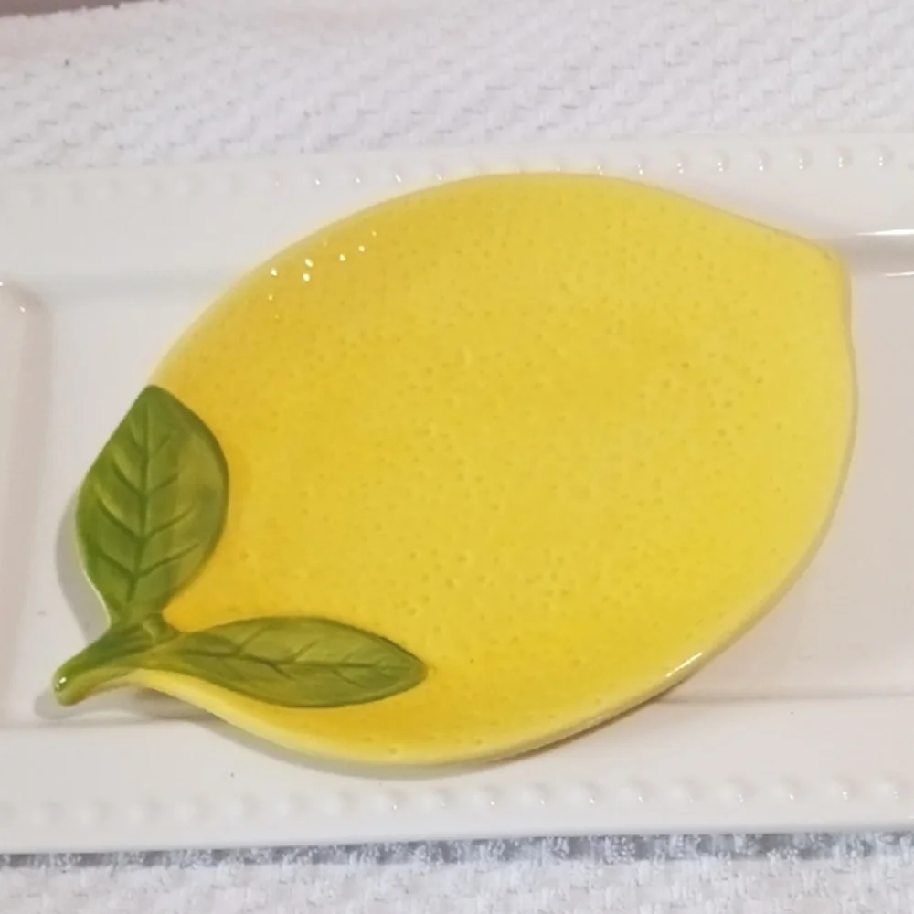 Livarno Home 🍋Lemon-Shaped Ceramic Platter 🍋🌿🍋🌿🍋🌿🍋